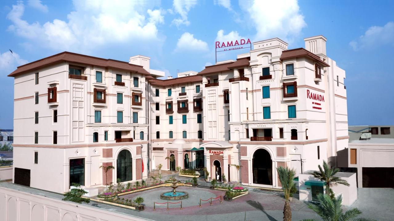 Ramada By Wyndham Lahore Gulberg II Hotel Luaran gambar