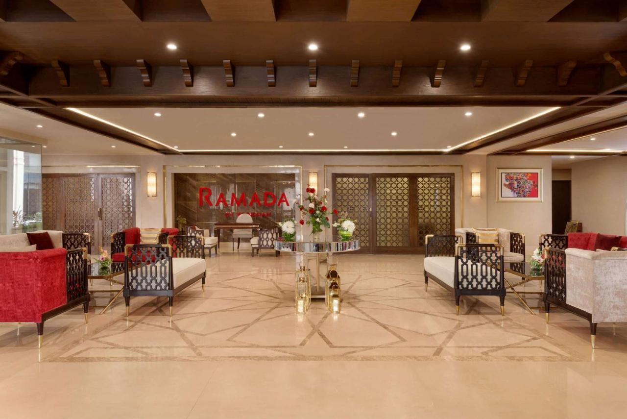 Ramada By Wyndham Lahore Gulberg II Hotel Luaran gambar