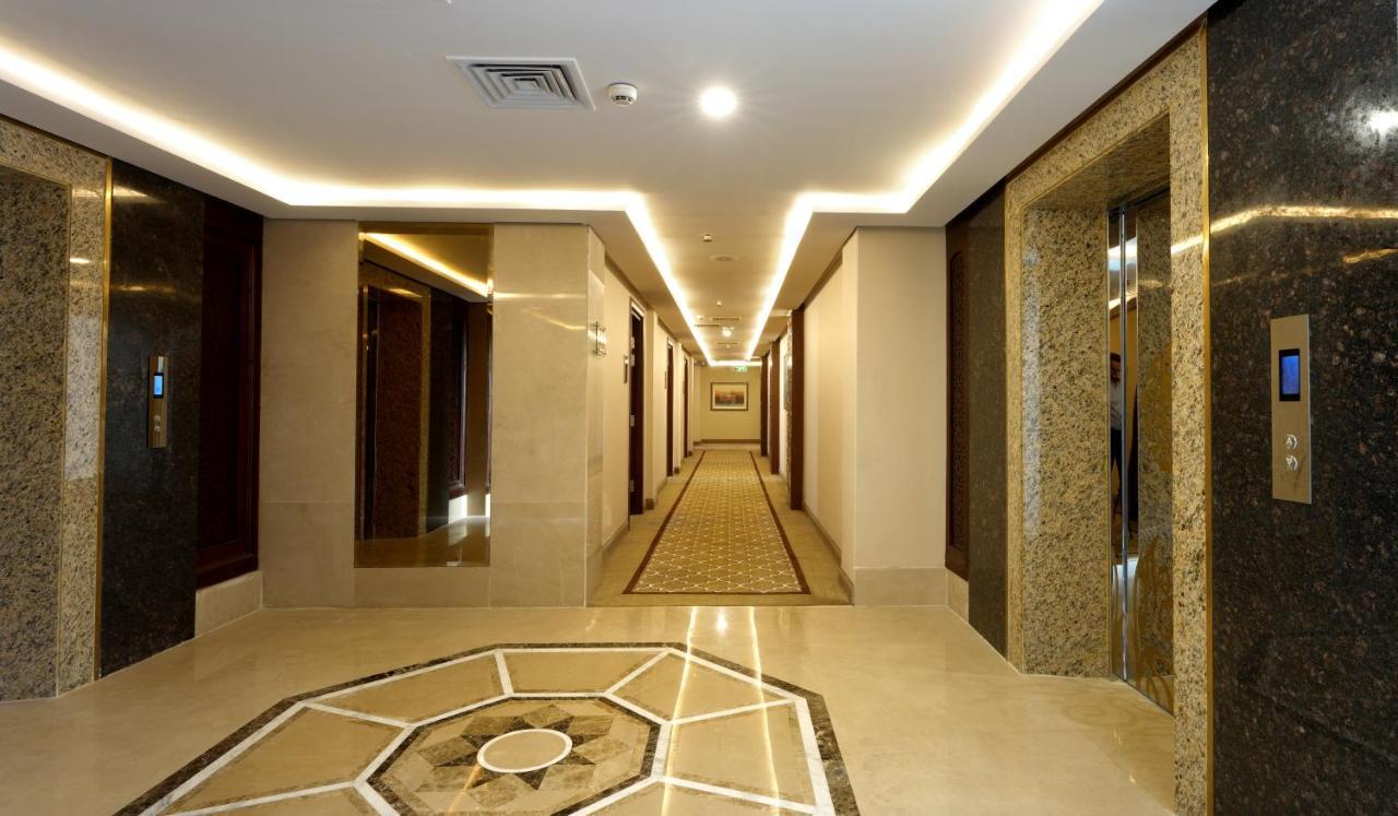 Ramada By Wyndham Lahore Gulberg II Hotel Luaran gambar